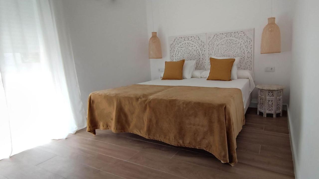La Posada De Lola - Adults Only Hotel Bolonia Kültér fotó